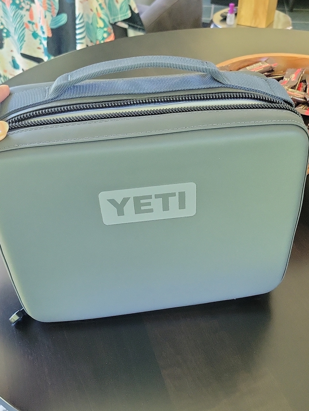 Yeti Day Trip 5L Lunch Box. Black/Charcoal Grey